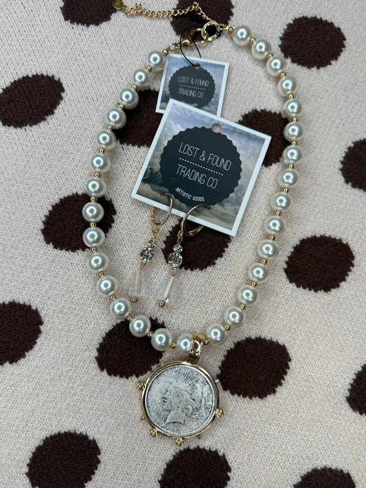 The Lady Liberty Pearl Necklace & Earring Set