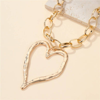 Statement Hammered Open Heart Necklace | 40NK9698: Gold