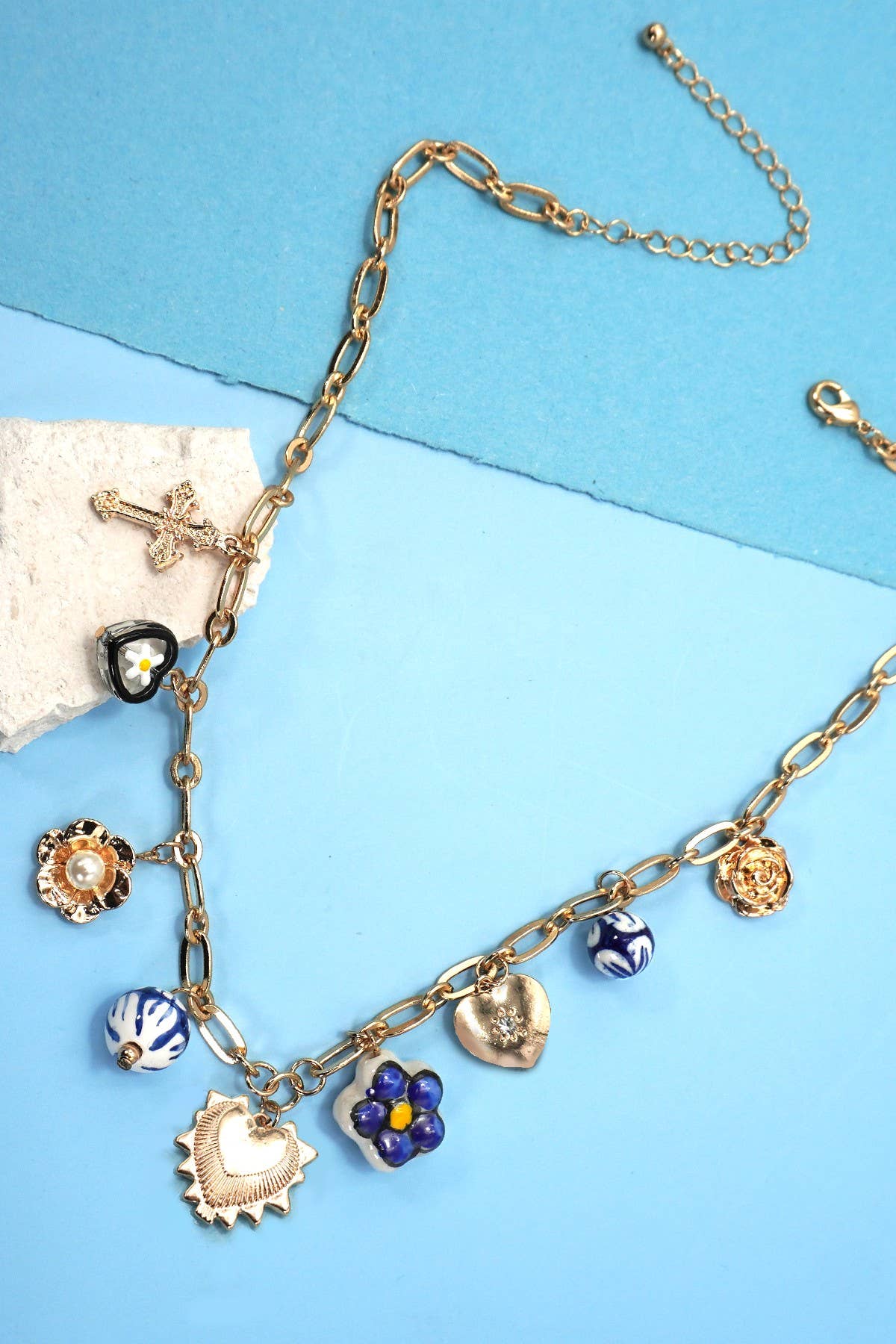BLUE CERAMIC PORCELAIN HEART CROSS CHARM NECKLACE | 80N91624: GOLD