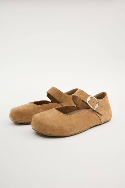 Heritage Hunter Mary Janes in Camel