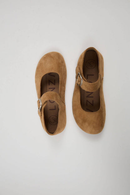 Heritage Hunter Mary Janes in Camel
