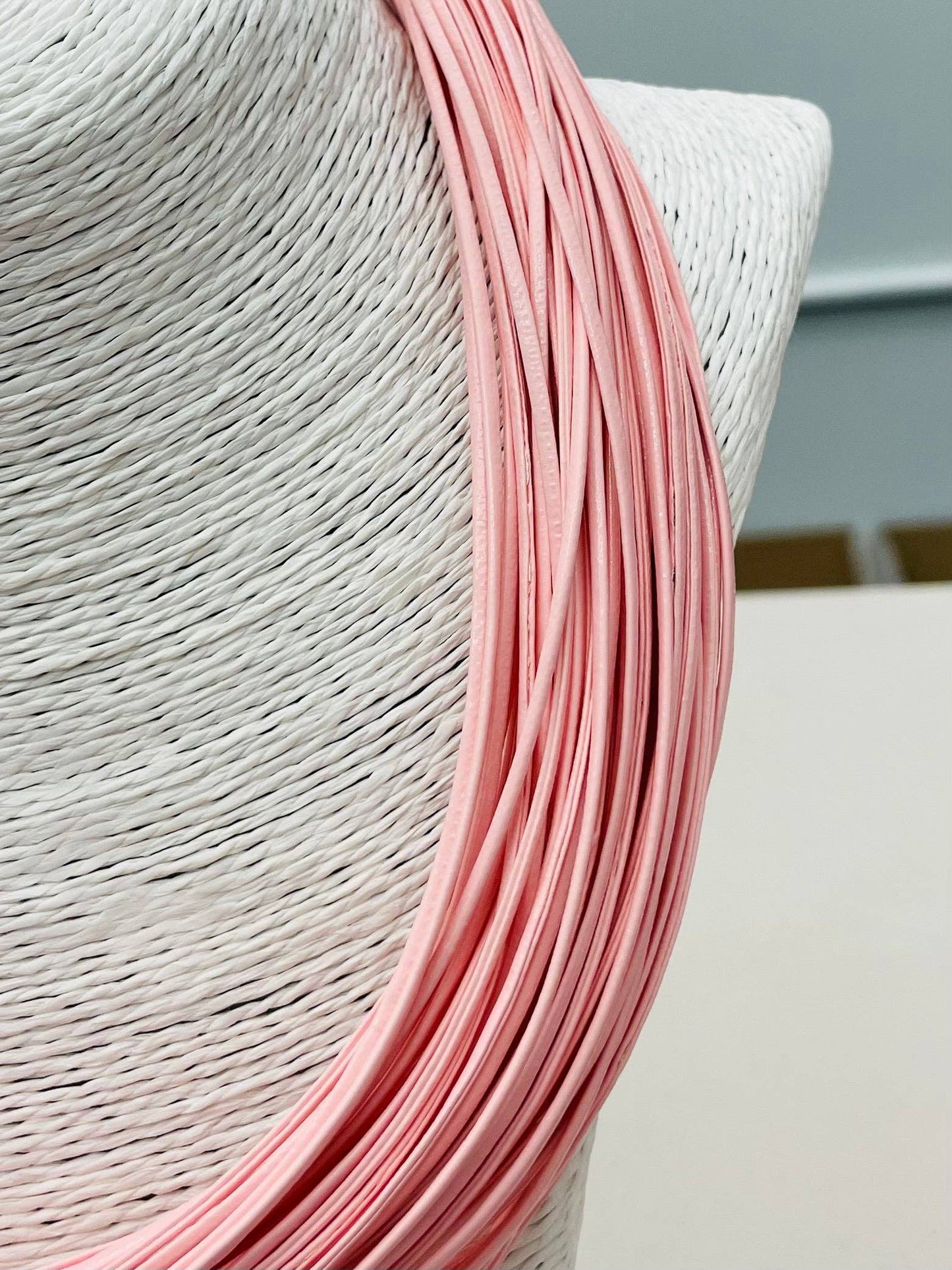 CHIC - Leatherette strand (blush)