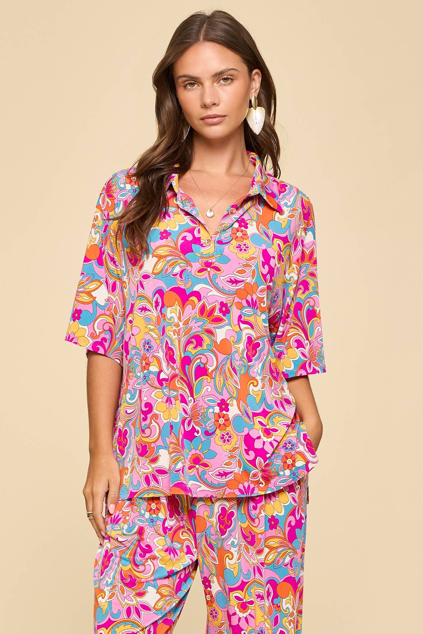 2-Piece Multi Blouse + Relaxed Pants Resort Wear Set