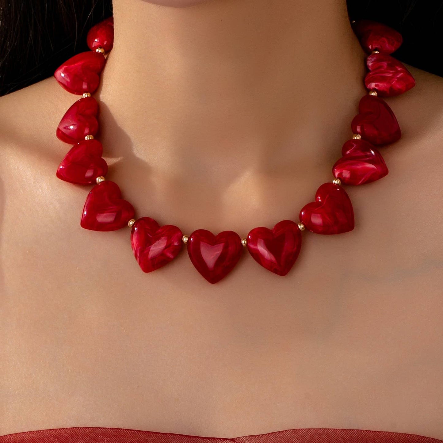 LARGE HEART SHAPE BEADED NECKLACE