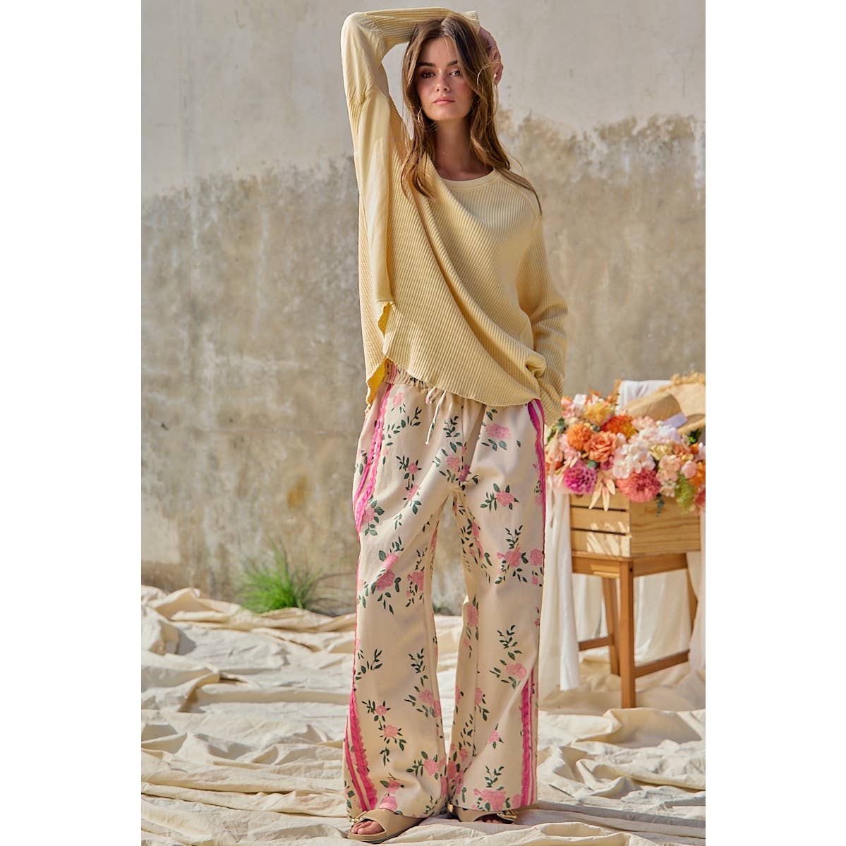 FLOWER PRINTED TWILL SIDE TRIM ELASTIC WAIST PANTS