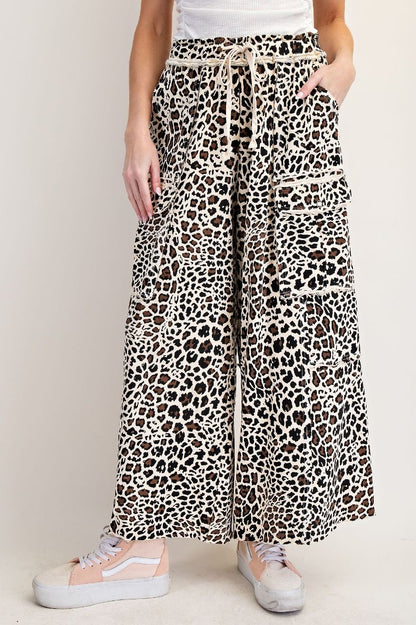 NATURAL ANIMAL PRINTED TERRY KNIT MINERAL WASHED CARGO PANTS
