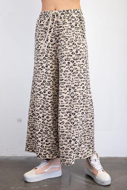 MOCHA  ANIMAL PRINT MINERAL WASHED TERRY KNIT PANTS