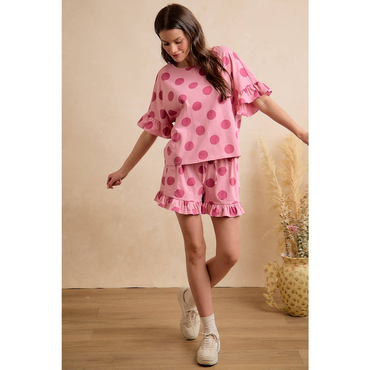 POLKA DOTS PRINTED RUFFLED DETAIL TOP AND SHORTS SET: BLUSH/PINK