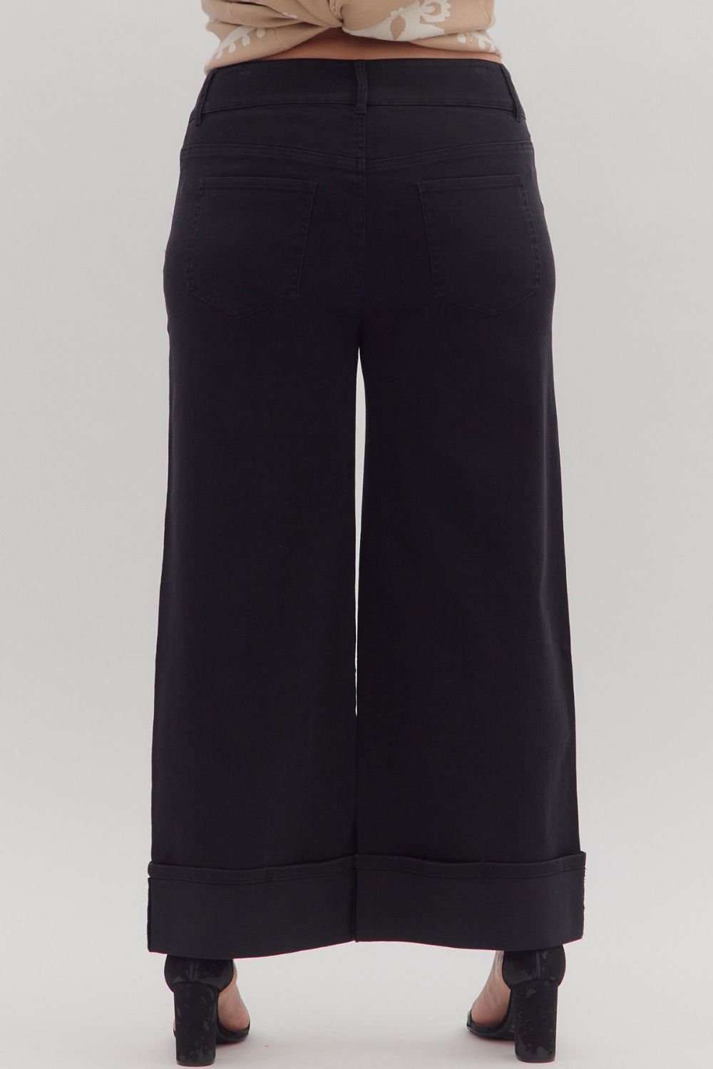 Black Mid Rise Ankle Pant