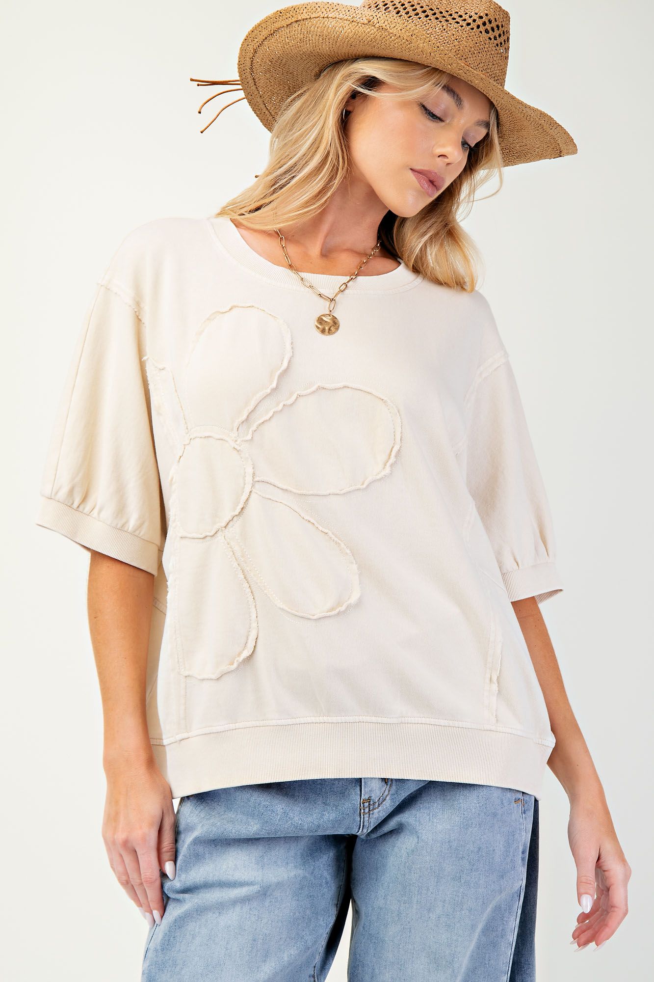 DAISY PATCH MINERAL WASHED TERRY KNIT PULLOVER