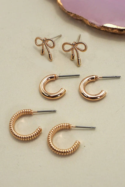 MINI BOW HUGGIE HOOP TRIO EARRINGS | 80E6406: Gold